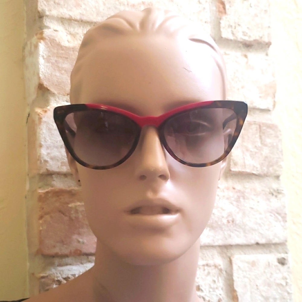 PRADA SUNGLASSES